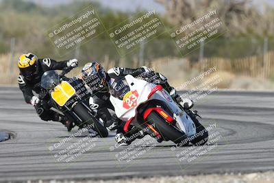 media/Dec-01-2025-Moto Forza (Mon) [[2daa91e15f]]/1-Advanced Group/Session 3 (Turn 3)/